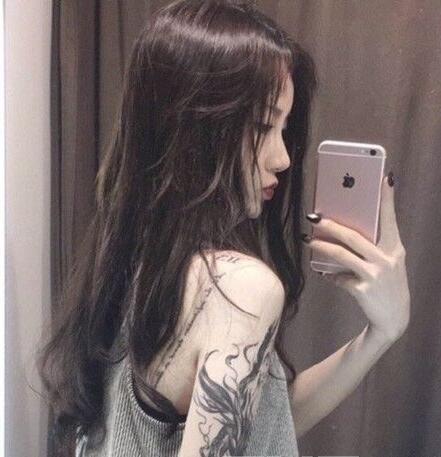 2017流行韩式发型长发女图片01